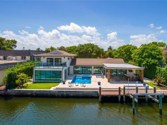 1025 Diplomat Pkwy, Hollywood FL 33019 — #A11187877