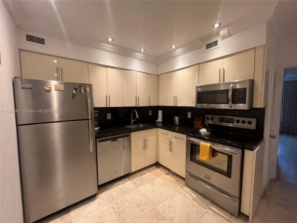 5161 Collins Ave # 1711, Miami Beach FL 33140 — #A11255867