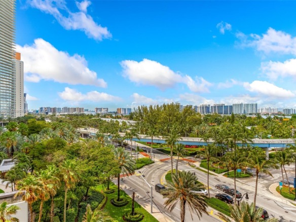 19201 Collins Ave # 641, Sunny Isles Beach FL 33160 — #A11284868