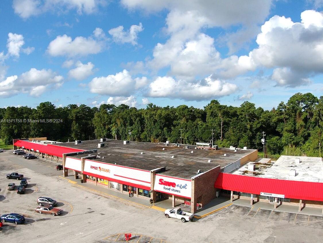 6dd28e9b-247 10696 Lem Turner Road # 6, Jacksonville FL 32218 — #A11571758