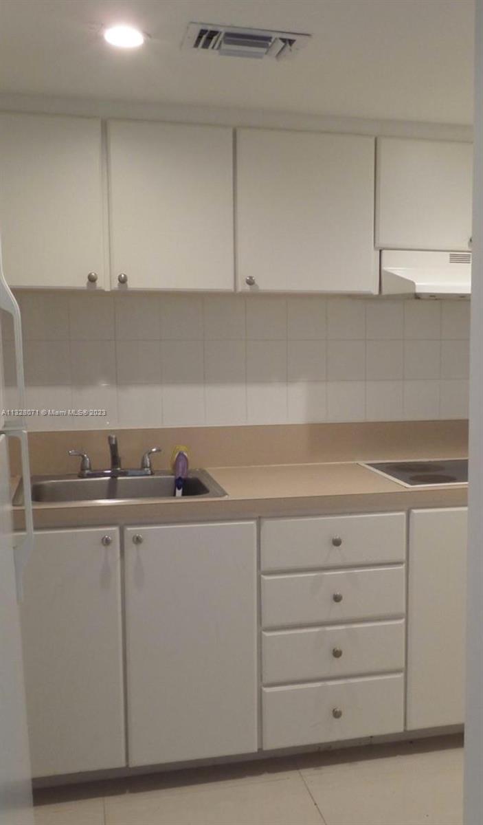 S 1000 West Ave # 1032, Miami Beach FL 33139 — #A11328071
