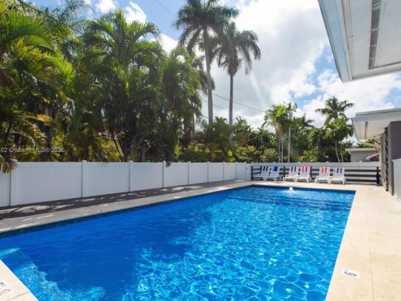 1218 Hollywood Blvd, Hollywood FL 33019 — #A11357402