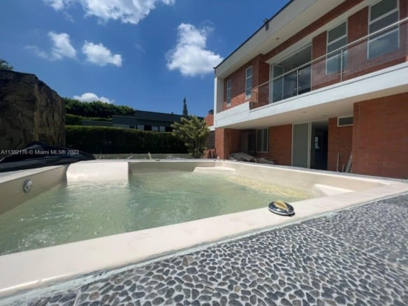 Las Marias, Kilometer 2 Via Cerritos, La Virginia, casa 16, Pereira, CO 660008 — #A11382176