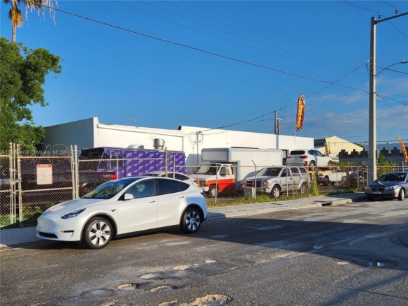 60 NW 20th St, Miami FL 33127 — #A11388408