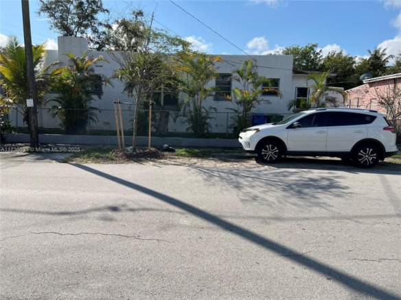 6730 NE MIAMI PL, Miami FL 33138 — #A11736531