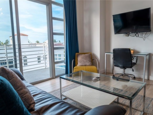 1052 Ocean Dr # C503, Miami Beach FL 33139 — #A11444484
