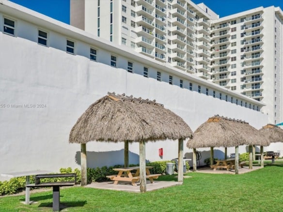 5601 Collins Ave # 1514, Miami Beach FL 33140 — #A11463255