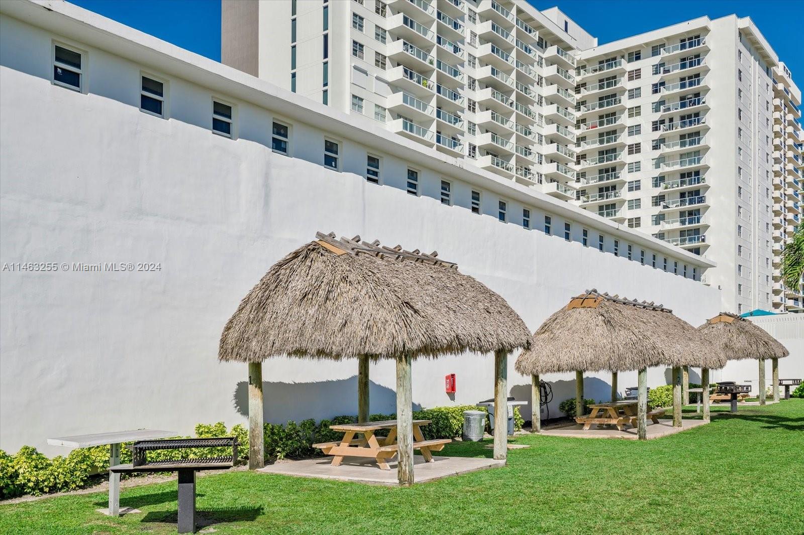 6dd28e9b-2709 5601 Collins Ave # 1514, Miami Beach FL 33140 — #A11463255