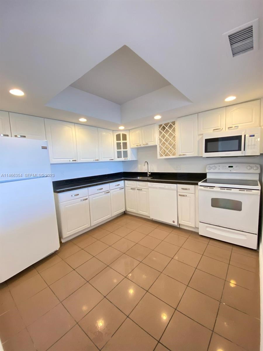 13499 Biscayne Blvd # 1505, North Miami FL 33181 — #A11466354