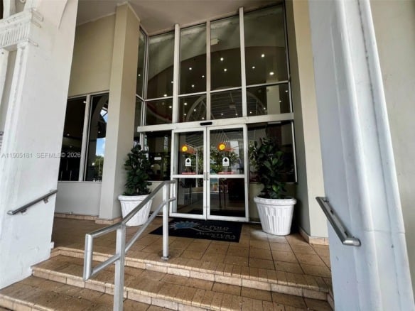 19201 COLLINS AV # 432, Sunny Isles Beach FL 33160 — #A11505181