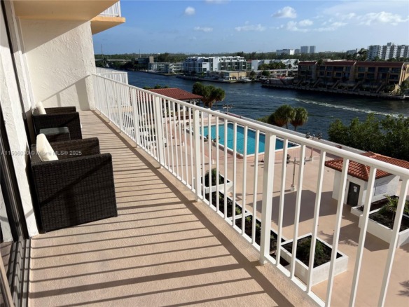 290 174th St # 702, Sunny Isles Beach FL 33160 — #A11506030