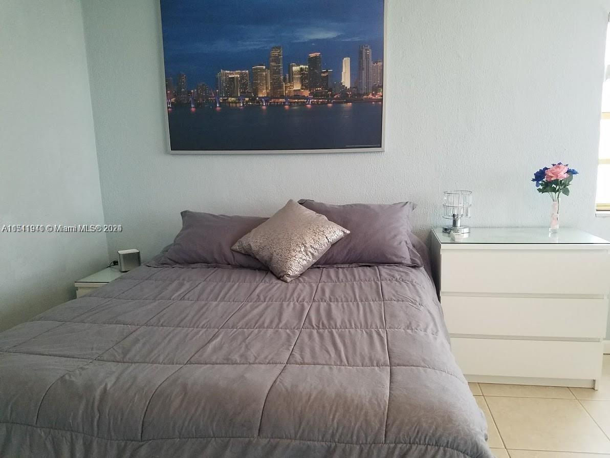 6dd28e9b-2804 19201 COLLINS AVE # 744, Sunny Isles Beach FL 33160 — #A11511941