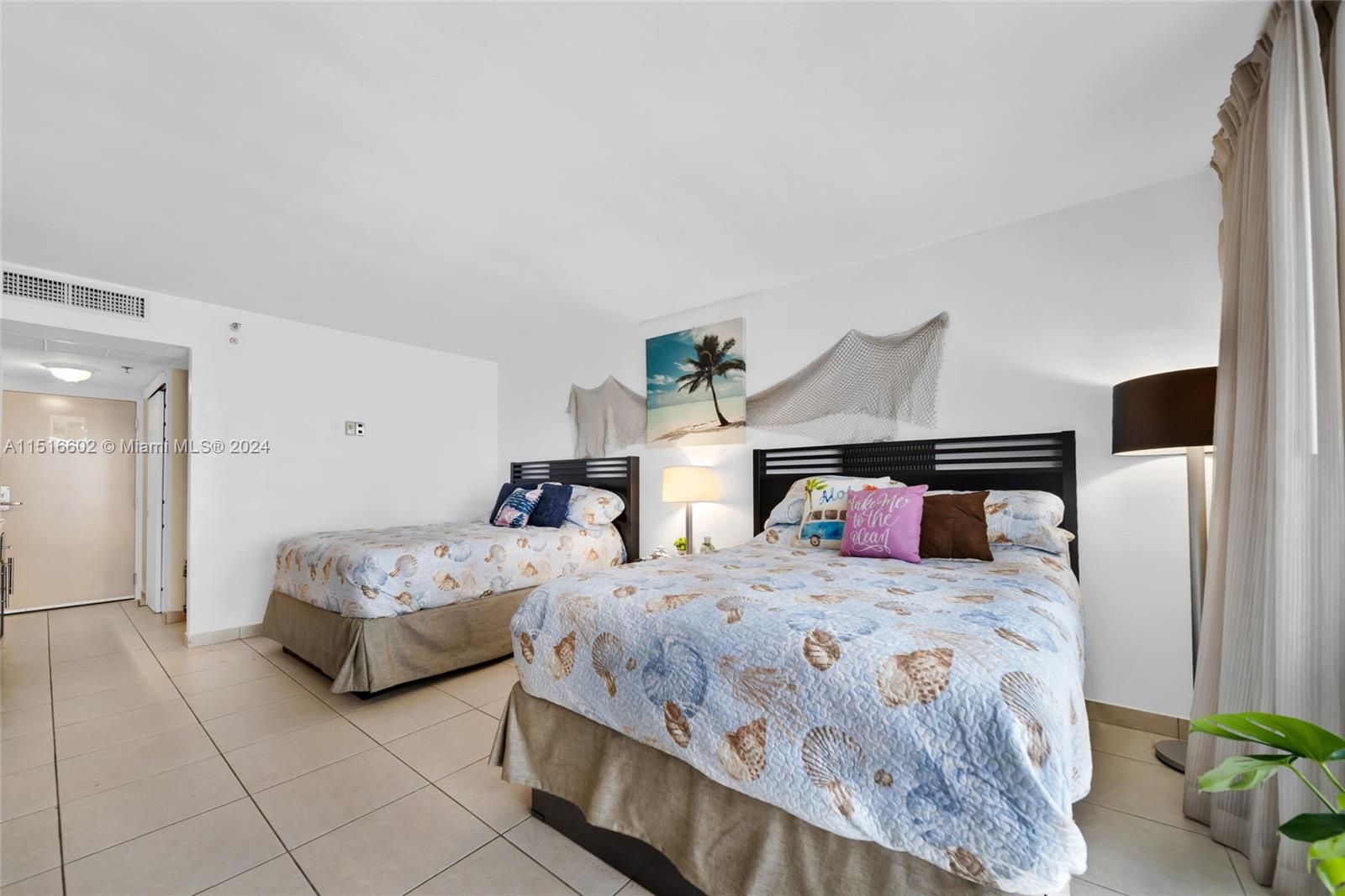 6dd28e9b-2815 19201 N Collins Ave # 1117, Sunny Isles Beach FL 33160 — #A11516602