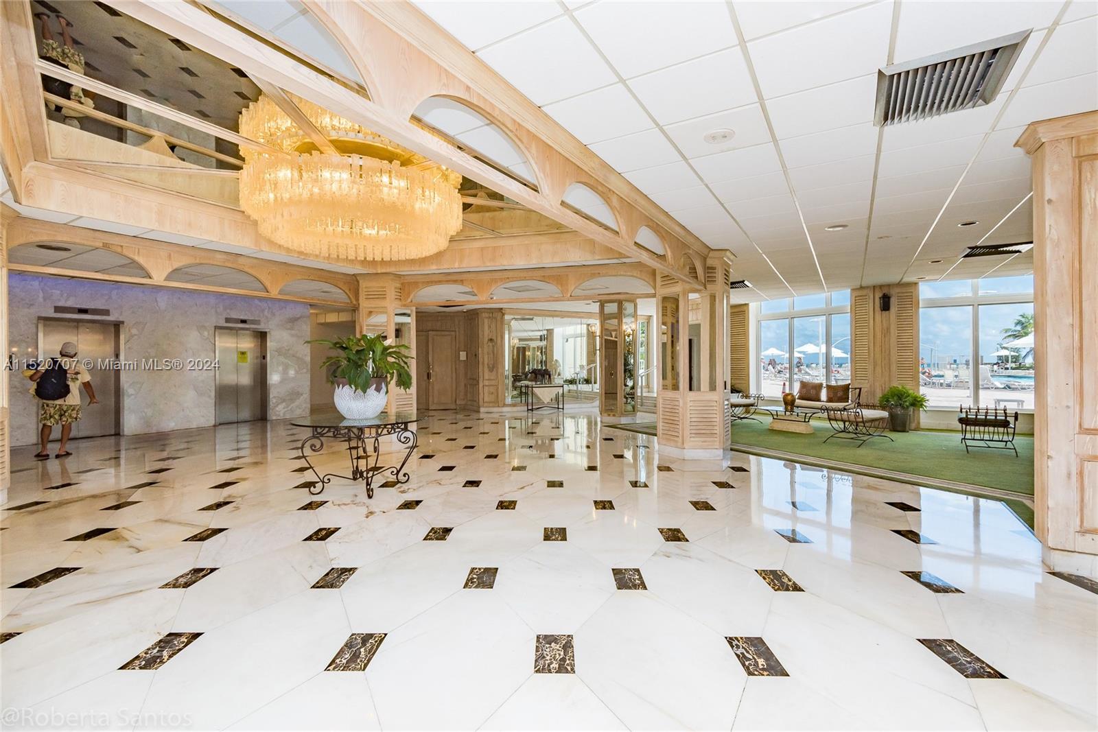 6dd28e9b-2832 3180 S Ocean Dr # 422, Hallandale Beach FL 33009 — #A11520707