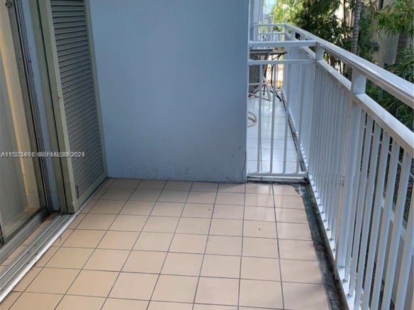 947 Lenox Ave # 204, Miami Beach FL 33139 — #A11523401