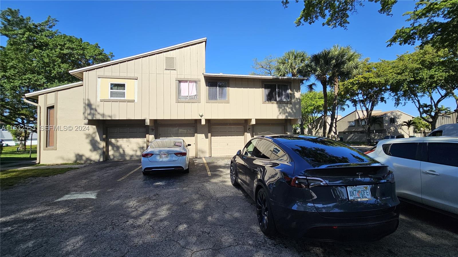 6dd28e9b-2864 5870 NW 21st St, Lauderhill FL 33313 — #A11532553
