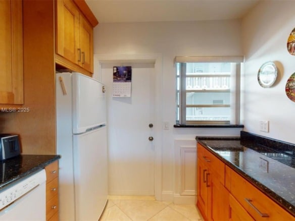 329 SE 3rd St # 402P, Hallandale Beach FL 33009 — #A11535529