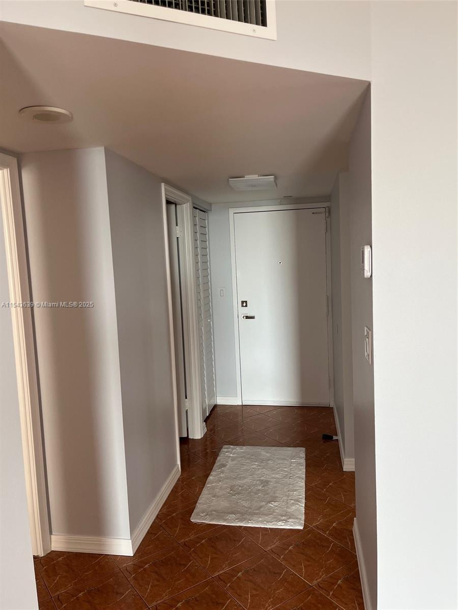 6dd28e9b-2899 2801 NE 183rd St # 2103W, Aventura FL 33160 — #A11543639