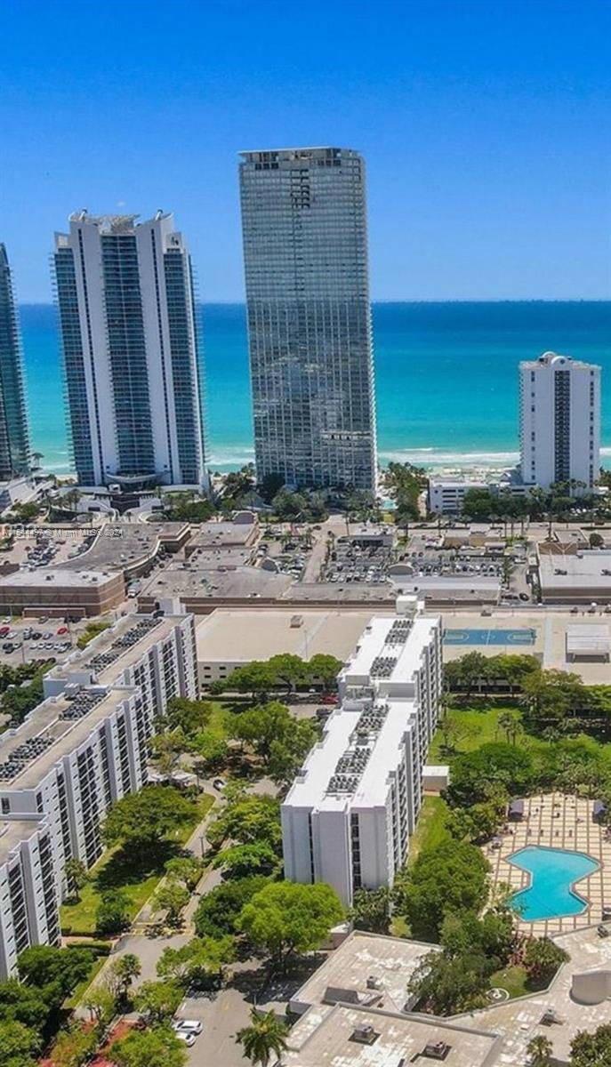 6dd28e9b-2902 17021 N Bay Rd # 318, Sunny Isles Beach FL 33160 — #A11544497