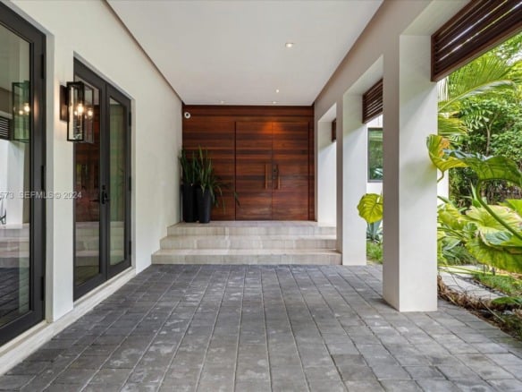 401 E Rivo Alto Dr, Miami Beach FL 33139 — #A11545573