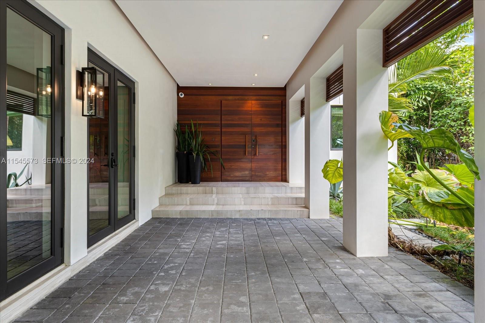 O 401 E Rivo Alto Dr, Miami Beach FL 33139 — #A11545573