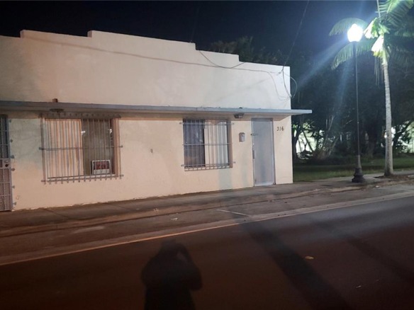 312 SW 4 ST, Homestead FL 33030 — #A11554592