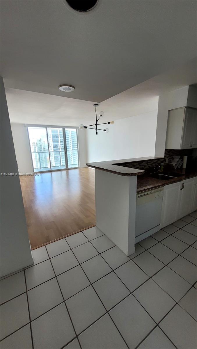 6dd28e9b-2960 1155 Brickell Bay Dr # 2805, Miami FL 33131 — #A11556483
