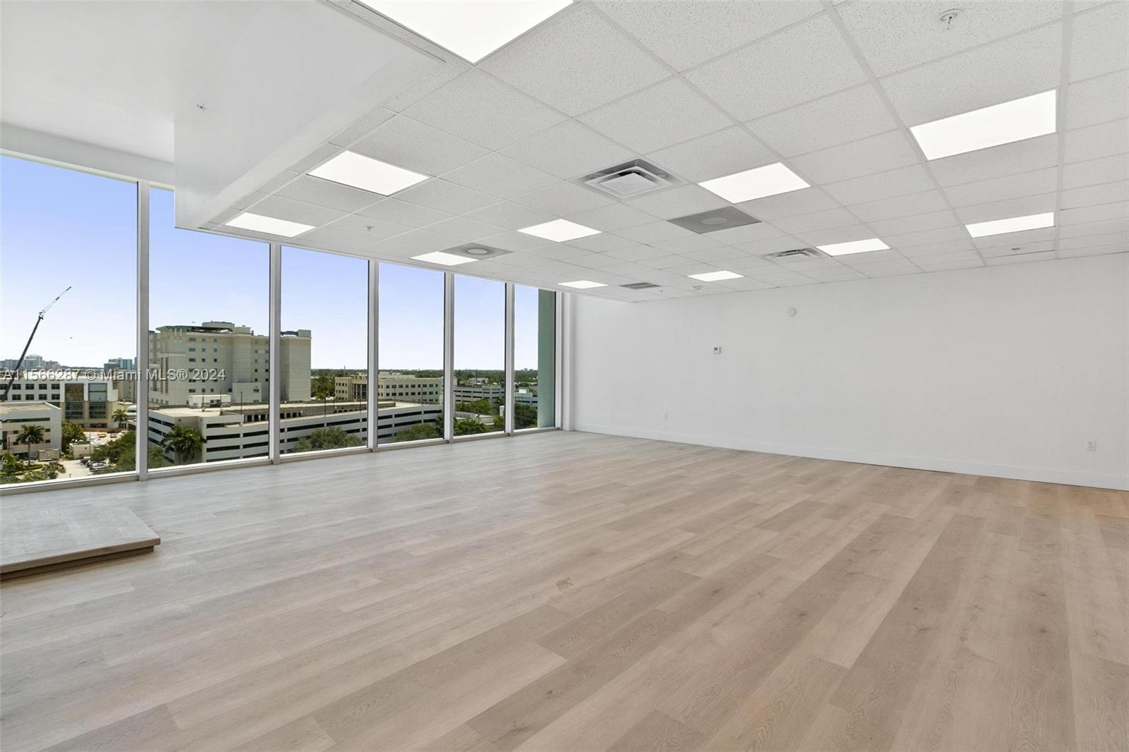 6dd28e9b-2996 2820 NE 214th St # 909, Aventura FL 33180 — #A11566287