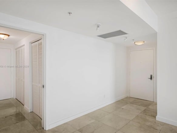 325 NE Biscayne Blvd # 1923, Miami FL 33131 — #A11580058