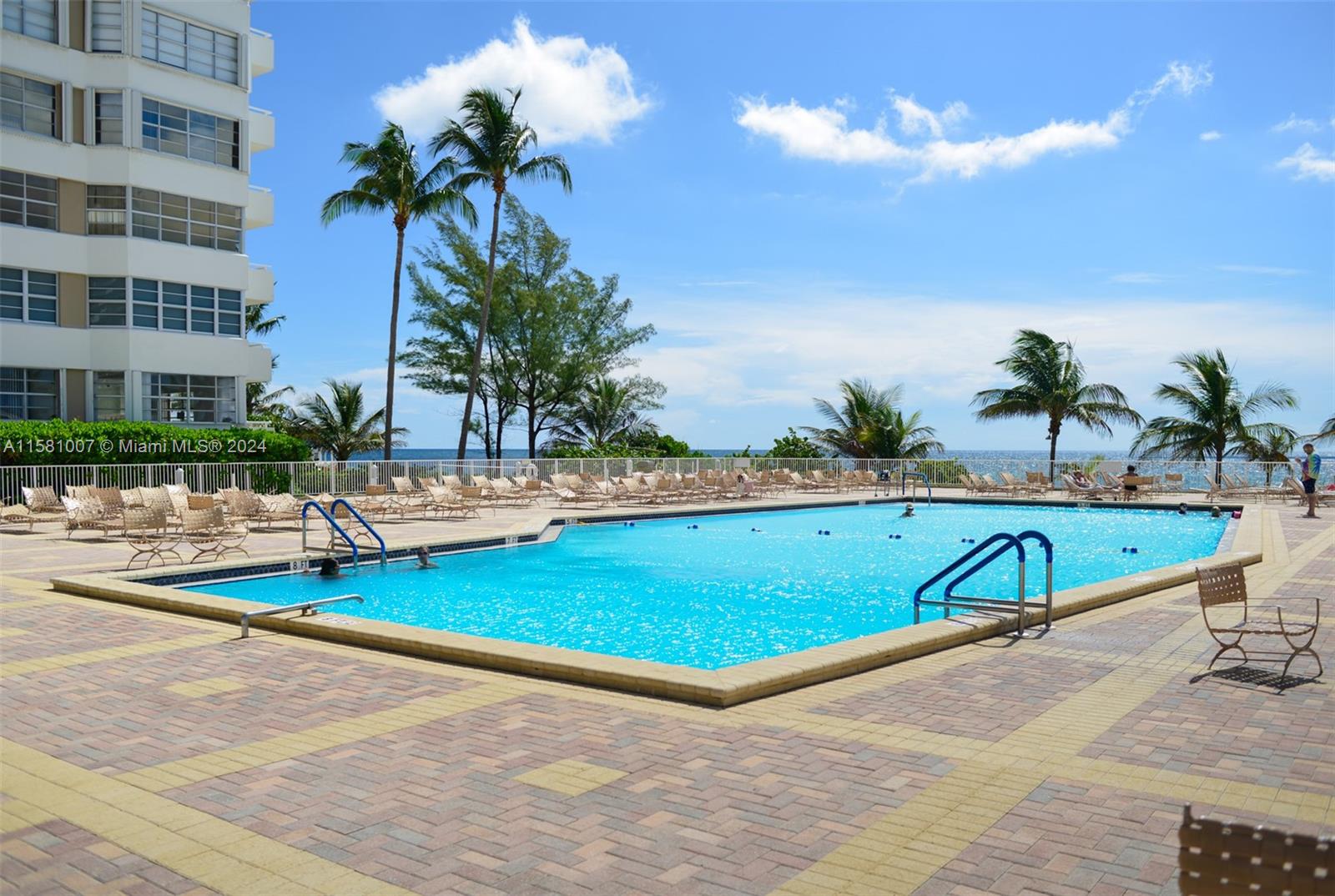 6dd28e9b-3054 1950 S Ocean Dr # 21G, Hallandale Beach FL 33009 — #A11581007