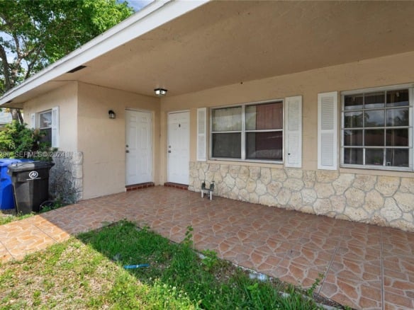 1440 NW 20th St, unit B, Fort Lauderdale FL 33311 — #A11594206