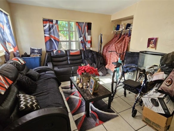 155 NW 30th Ter, Fort Lauderdale FL 33311 — #A11596611