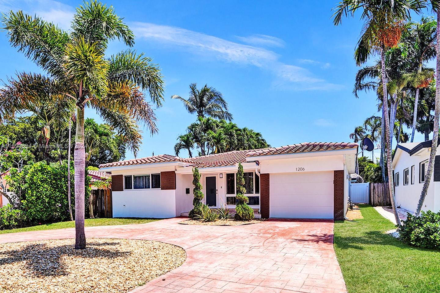 1206 Lincoln St, Hollywood FL 33019 — #A11599694