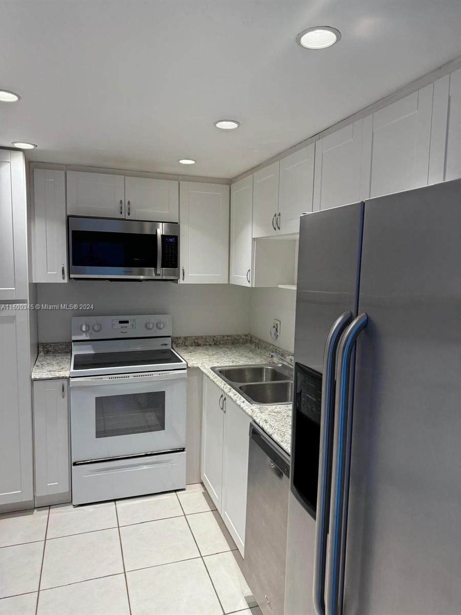 6dd28e9b-3123 400 Kings Point Dr # 719, Sunny Isles Beach FL 33160 — #A11600345
