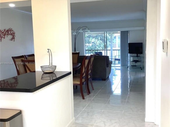 681 S Hollybrook Dr # 307, Pembroke Pines FL 33025 — #A11605241