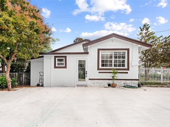 3902 NW 3rd Ave, Miami FL 33127 — #A11608121