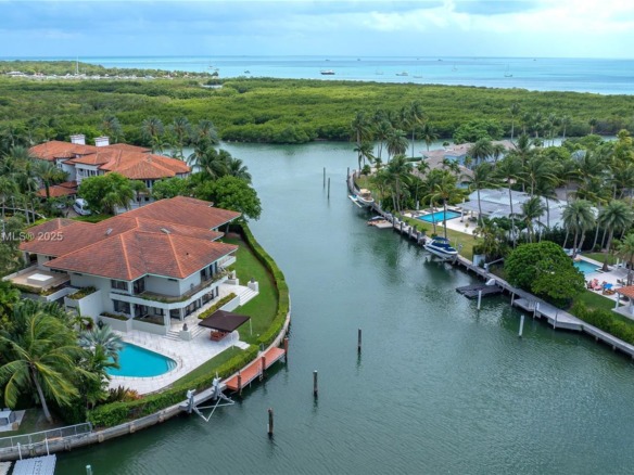 241 Cape Florida Dr, Key Biscayne FL 33149 — #A11608943