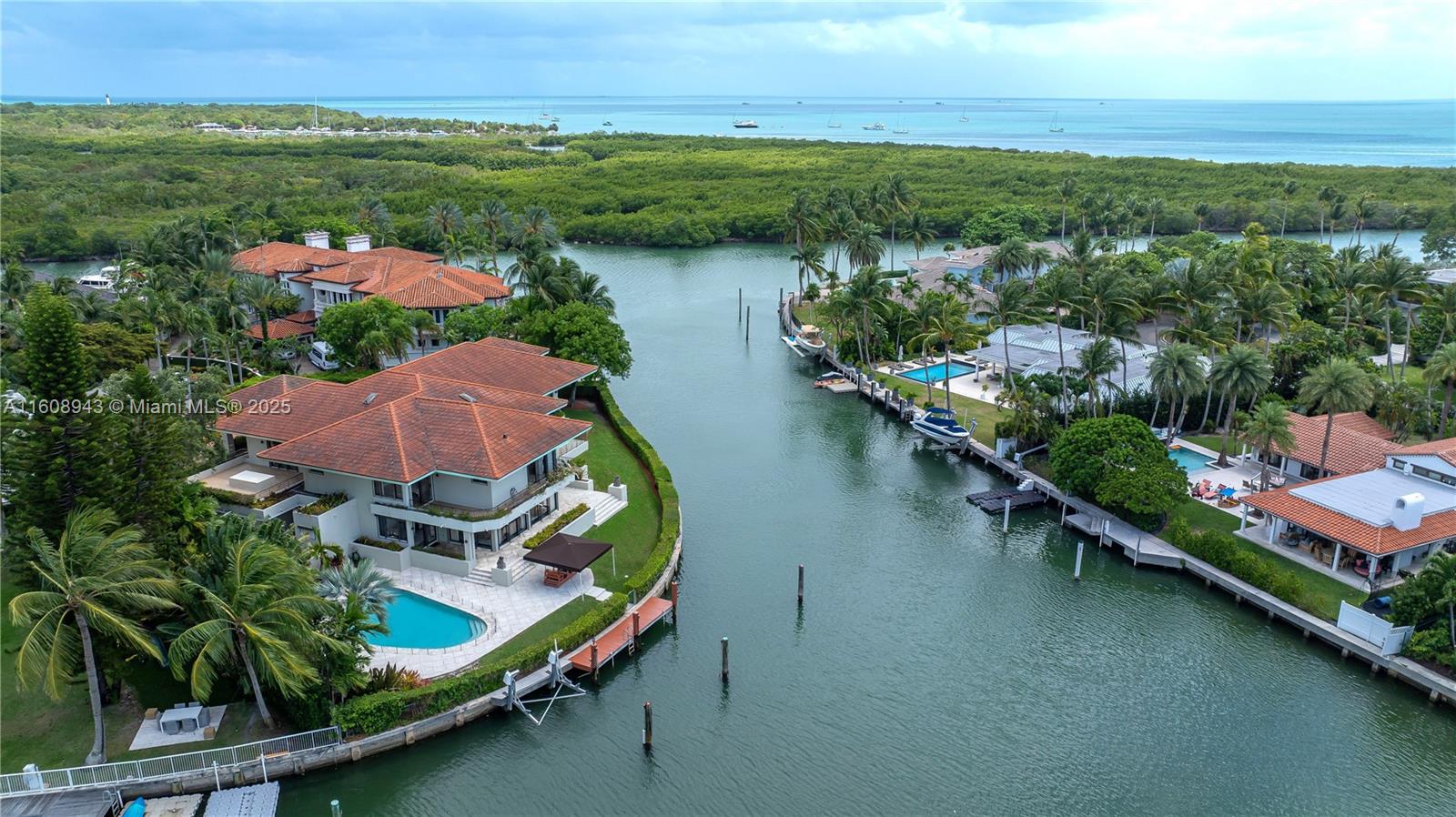 6dd28e9b-3170 241 Cape Florida Dr, Key Biscayne FL 33149 — #A11608943