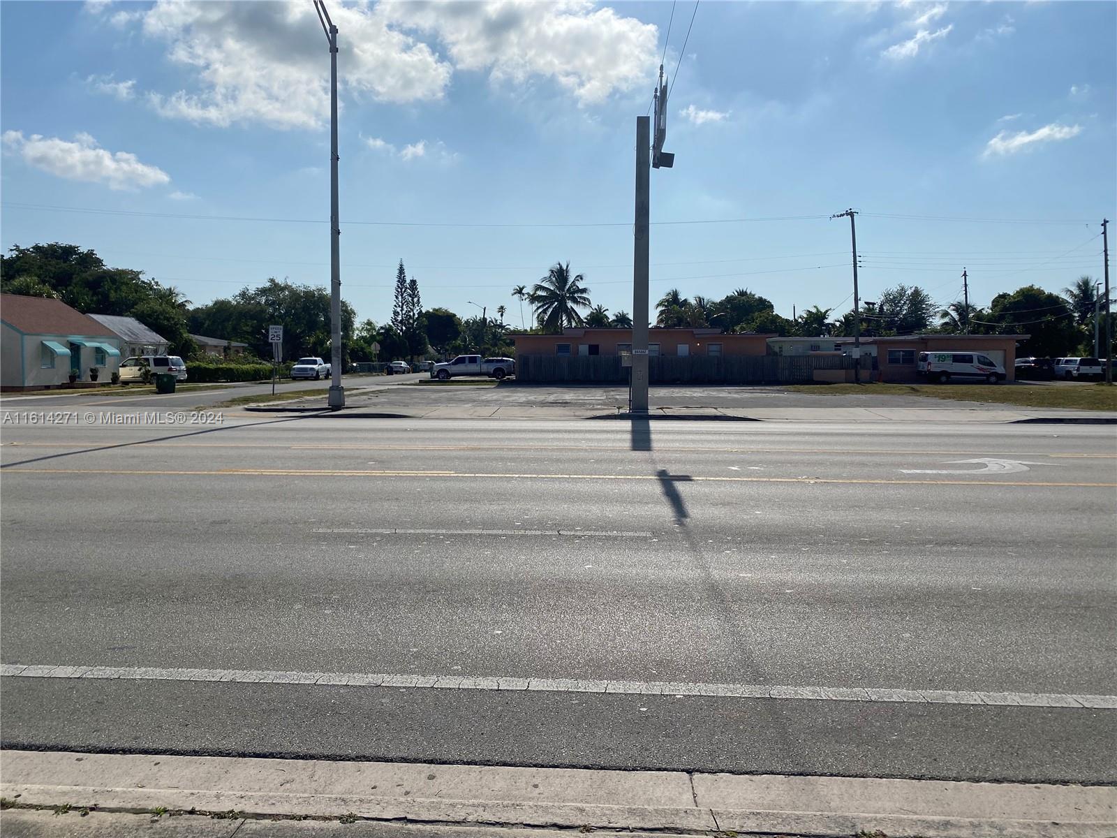 6dd28e9b-3193 1409 S Federal Hwy, Dania Beach FL 33004 — #A11614271