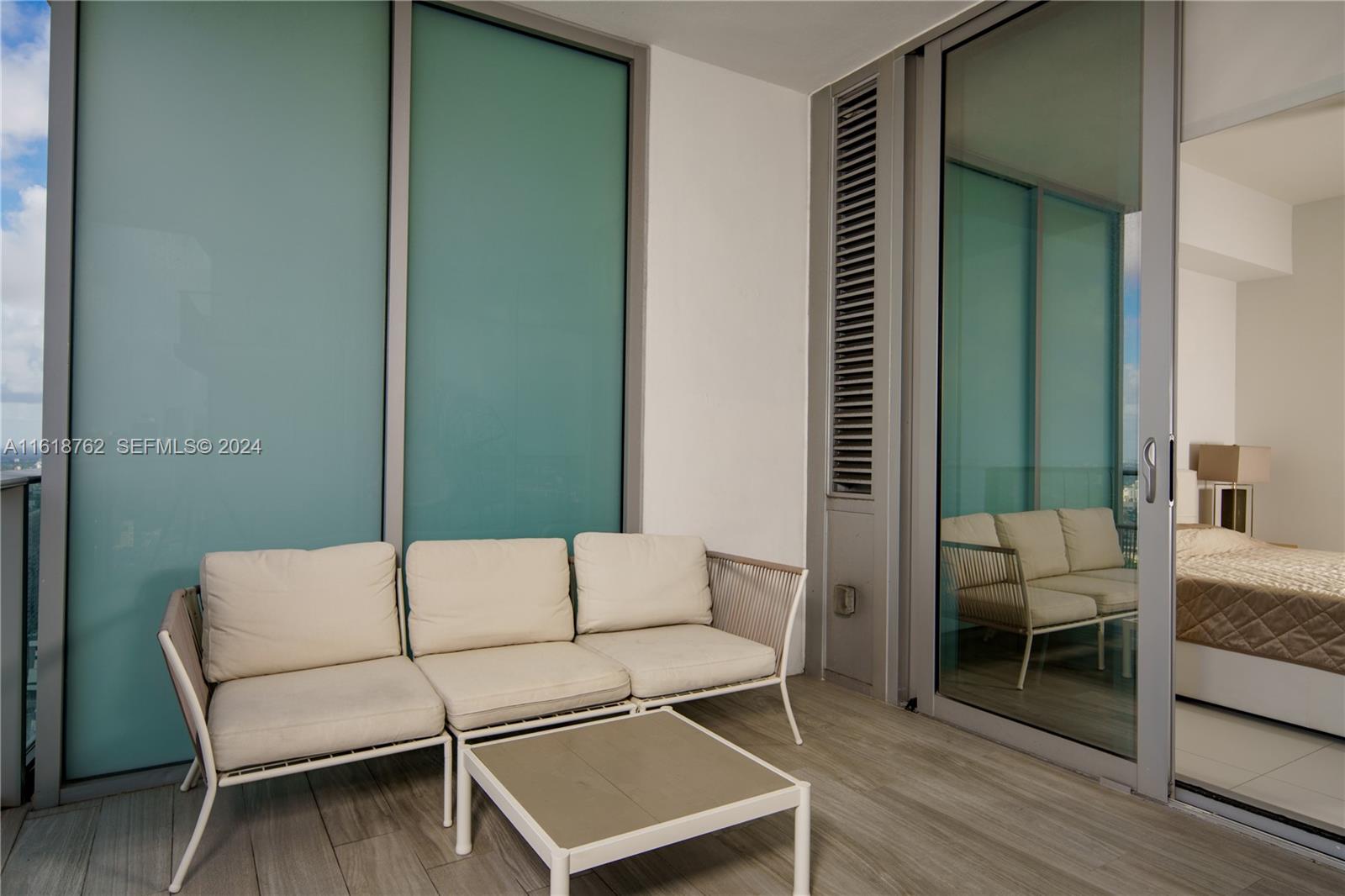 6dd28e9b-3221 851 NE 1st Ave # 4406, Miami FL 33132 — #A11618762