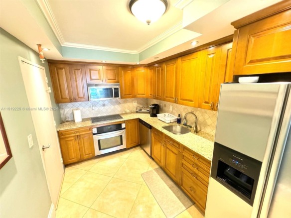 3901 S Ocean Dr # 7O, Hollywood FL 33019 — #A11619226