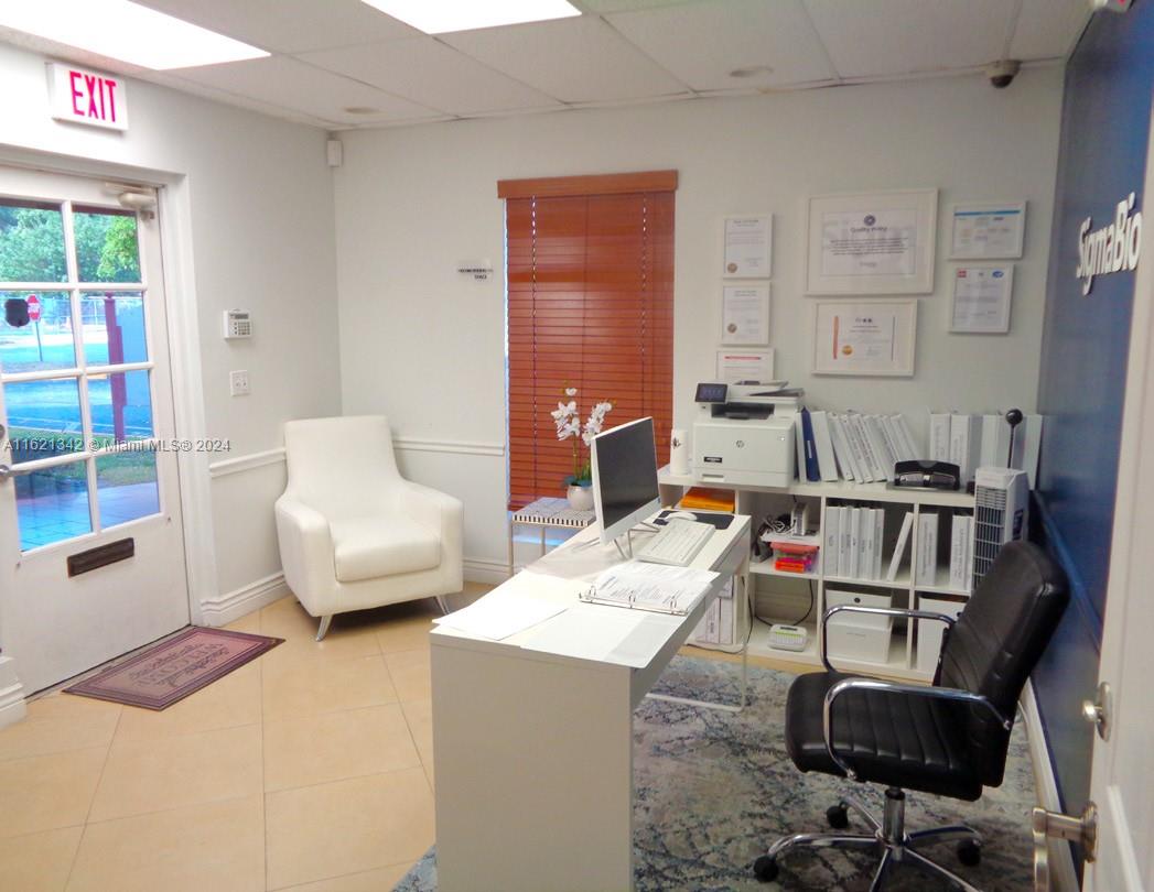 6dd28e9b-3240 7737 N University Dr # 101, Tamarac FL 33321 — #A11621342