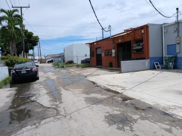 2421 NW 27th Ave, Miami FL 33142 — #A11623396
