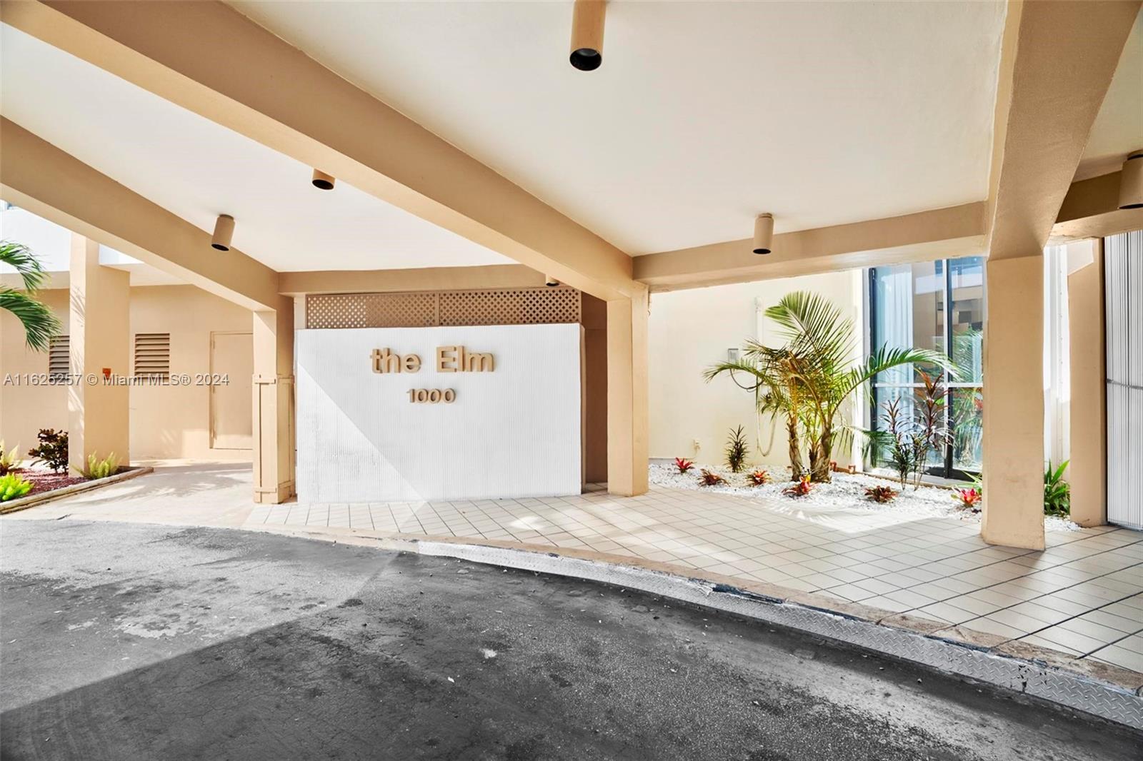 1000 Saint Charles Pl # 522, Pembroke Pines FL 33026 — #A11625257