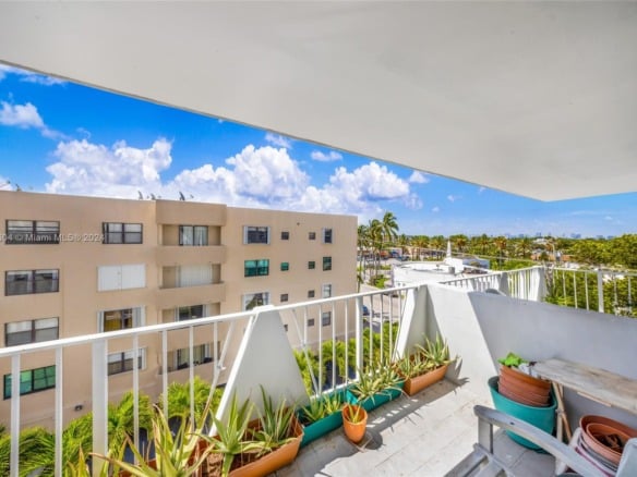 7133 Bay Dr # 503, Miami Beach FL 33141 — #A11625604