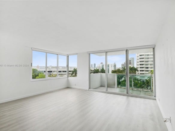1200 West Ave # 515, Miami Beach FL 33139 — #A11625961