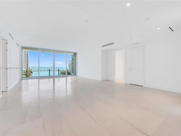 300 Biscayne Blvd Way # 703, Miami FL 33131 — #A11626754