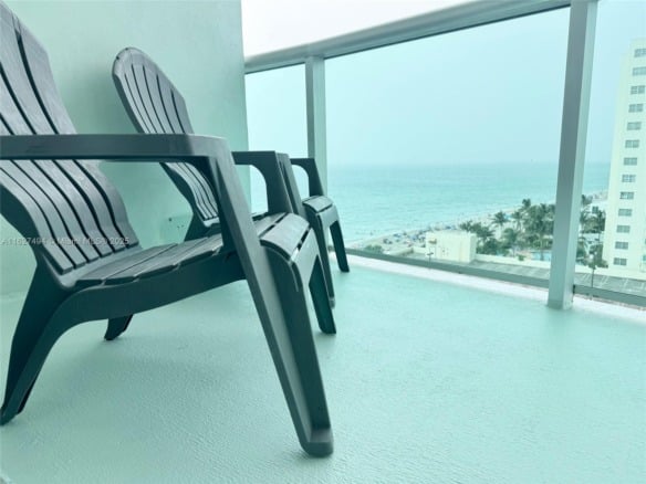 3801 OCEAN DR # 10H, Hollywood FL 33019 — #A11627494