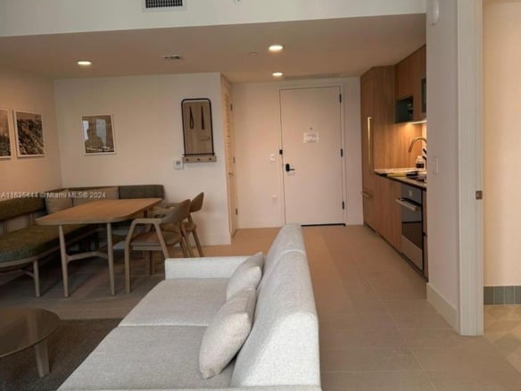 159 NE 6 th Street # 3513, Miami FL 33132 — #A11635444
