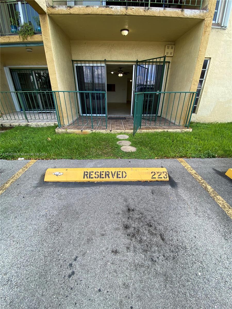 6dd28e9b-3311 4525 W 20 AV # 123, Hialeah FL 33012 — #A11635706